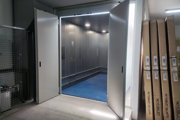 ¿Necesitas un ascensor industrial en tu edificio?